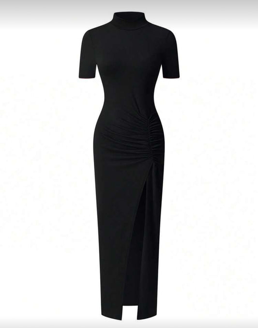 Vestido Largo “Apertura Letal” – Negro Elegancia