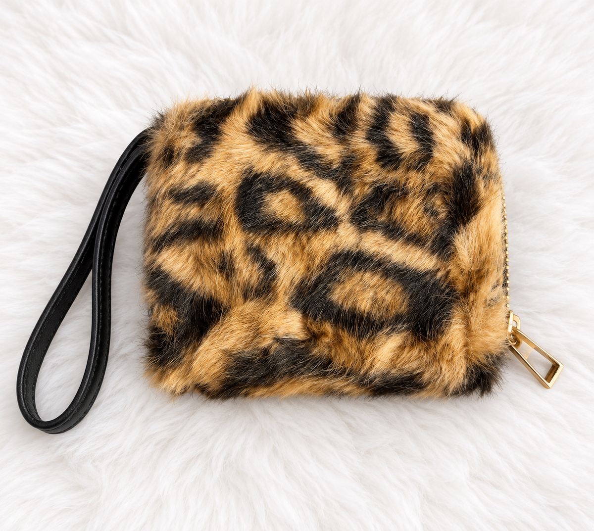 Monedero Golden Wild de leopardo sobre pelito blanco